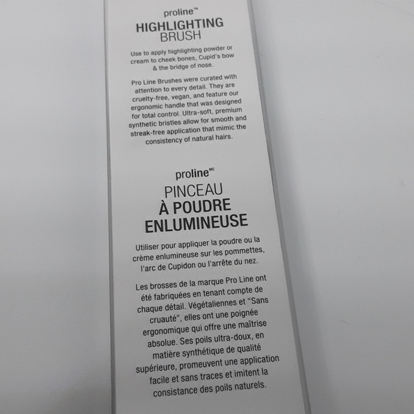 LE Ice Dragon Pro Highlighter Brush $FIRM - Picture 5 of 5